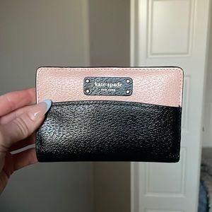 Very new Kate Spade Wallet!!